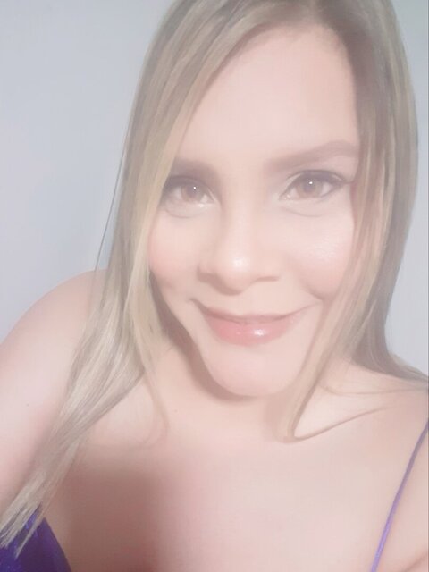 Shantall-Boobs